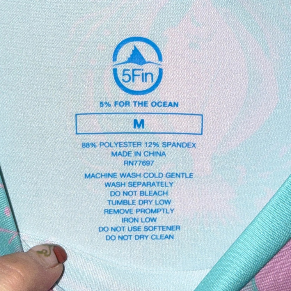 5Fin Aqua and Pink Long Sleeve Swim Top, women’s size medium - Picture 3 of 5